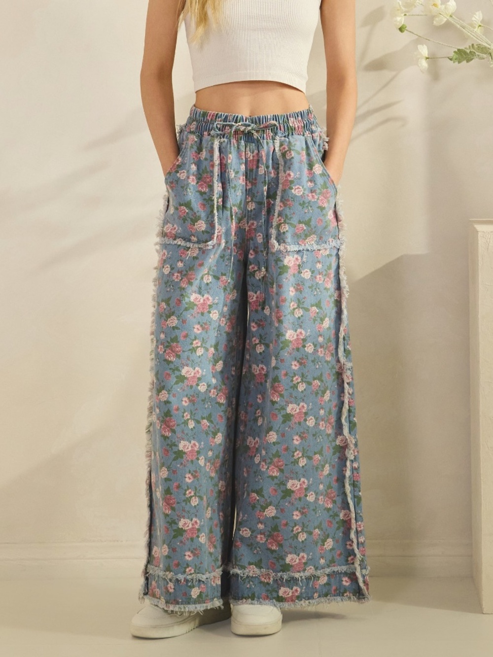 Sage + Fig Medium Wash Stretchy  Waist Frayed Wide leg Pants